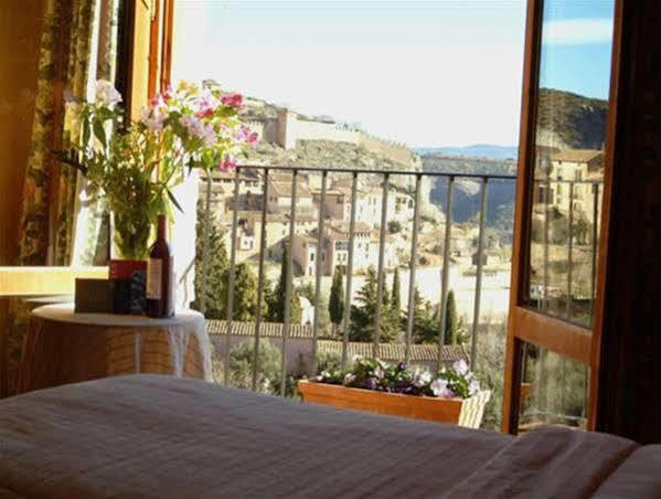 Hotel Santa Maria De Alquézar Exterior photo